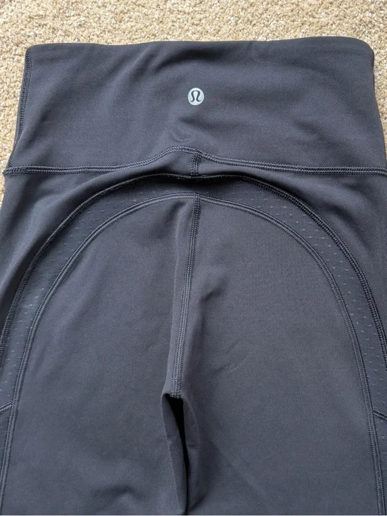 Lululemon Revitalize Crop 21 Black Mesh Leggings Size 4 - Picture 12 of 14